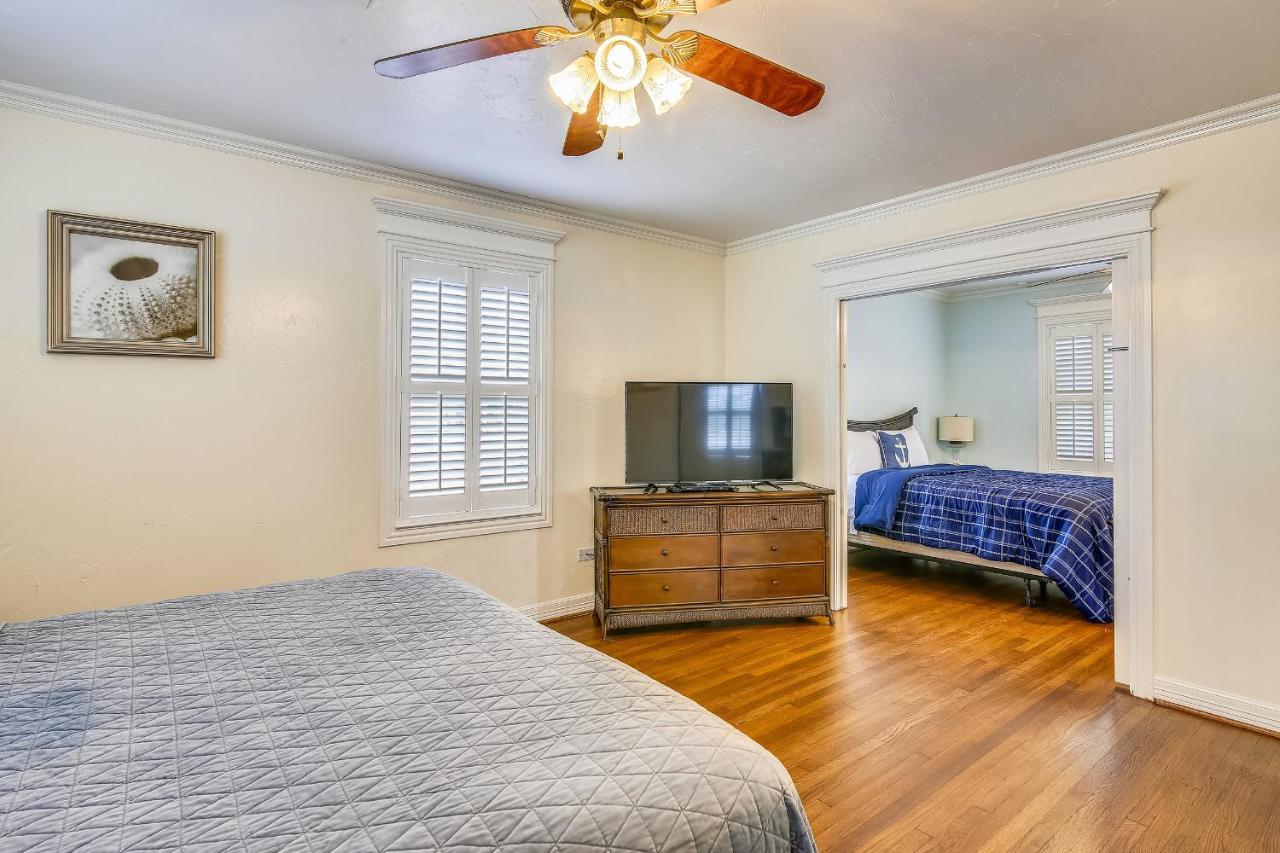 The Turquoise Turtle Villa Galveston Exterior photo