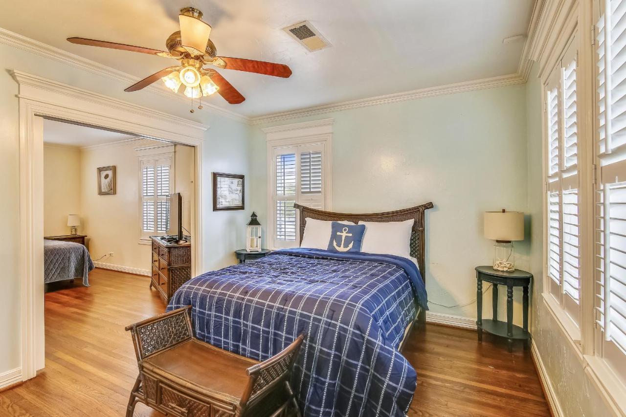 The Turquoise Turtle Villa Galveston Exterior photo