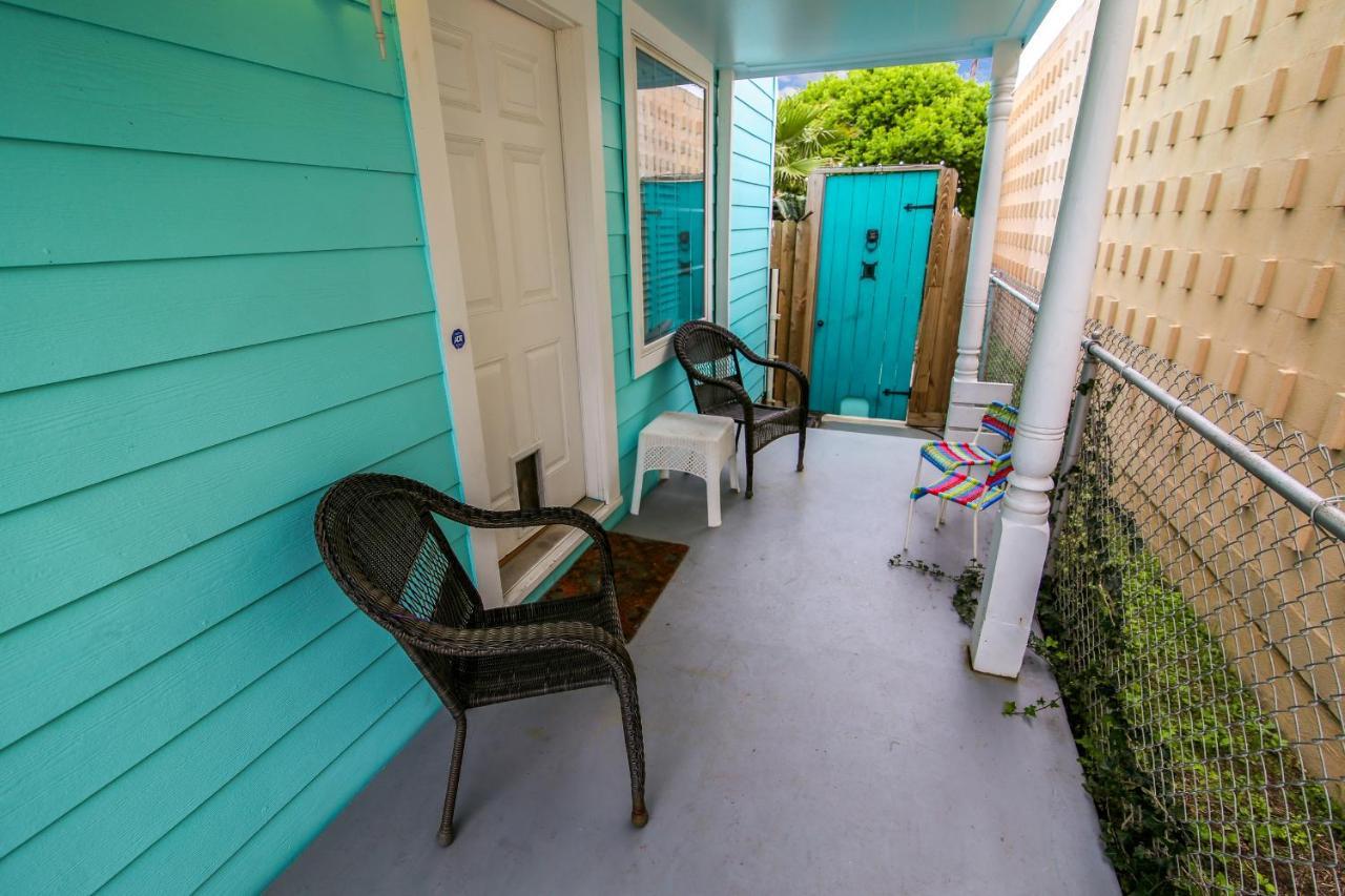 The Turquoise Turtle Villa Galveston Exterior photo